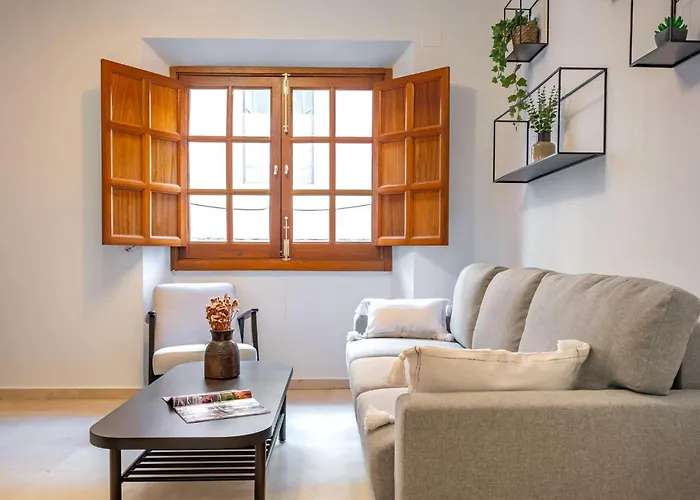 Charming 2 Bedroom Apartment At San Marcos Plaza By Ocityzen
